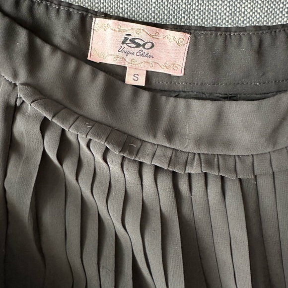 ISO long skirt - Picture 4 of 5